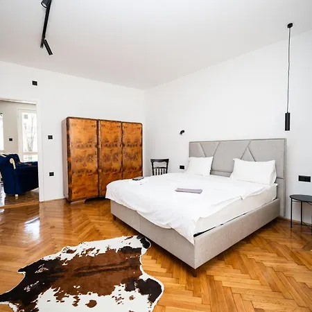 Design 150m2 Three-bedroom - Titova Street Appartamento *