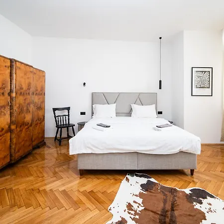 Design 150m2 Three-bedroom - Titova Street Apartment Sarajevo