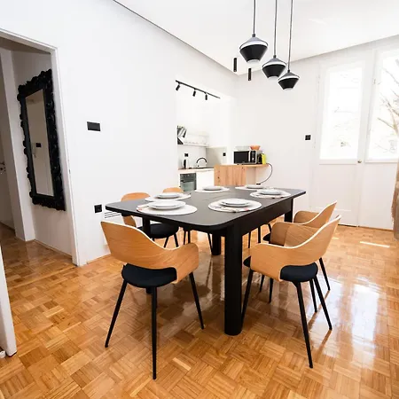 Design 150m2 Three-bedroom - Titova Street Apartment Sarajevo