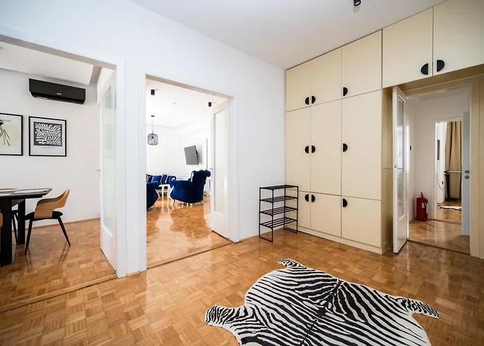 Design 150m2 Three-bedroom - Titova Street 사라예보