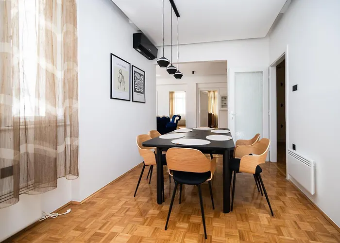 Design 150m2 Three-bedroom - Titova Street 아파트