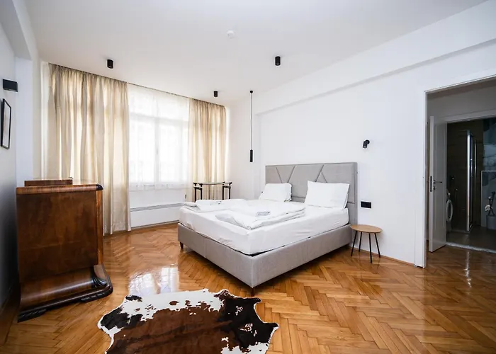 아파트 Design 150m2 Three-bedroom - Titova Street 사라예보